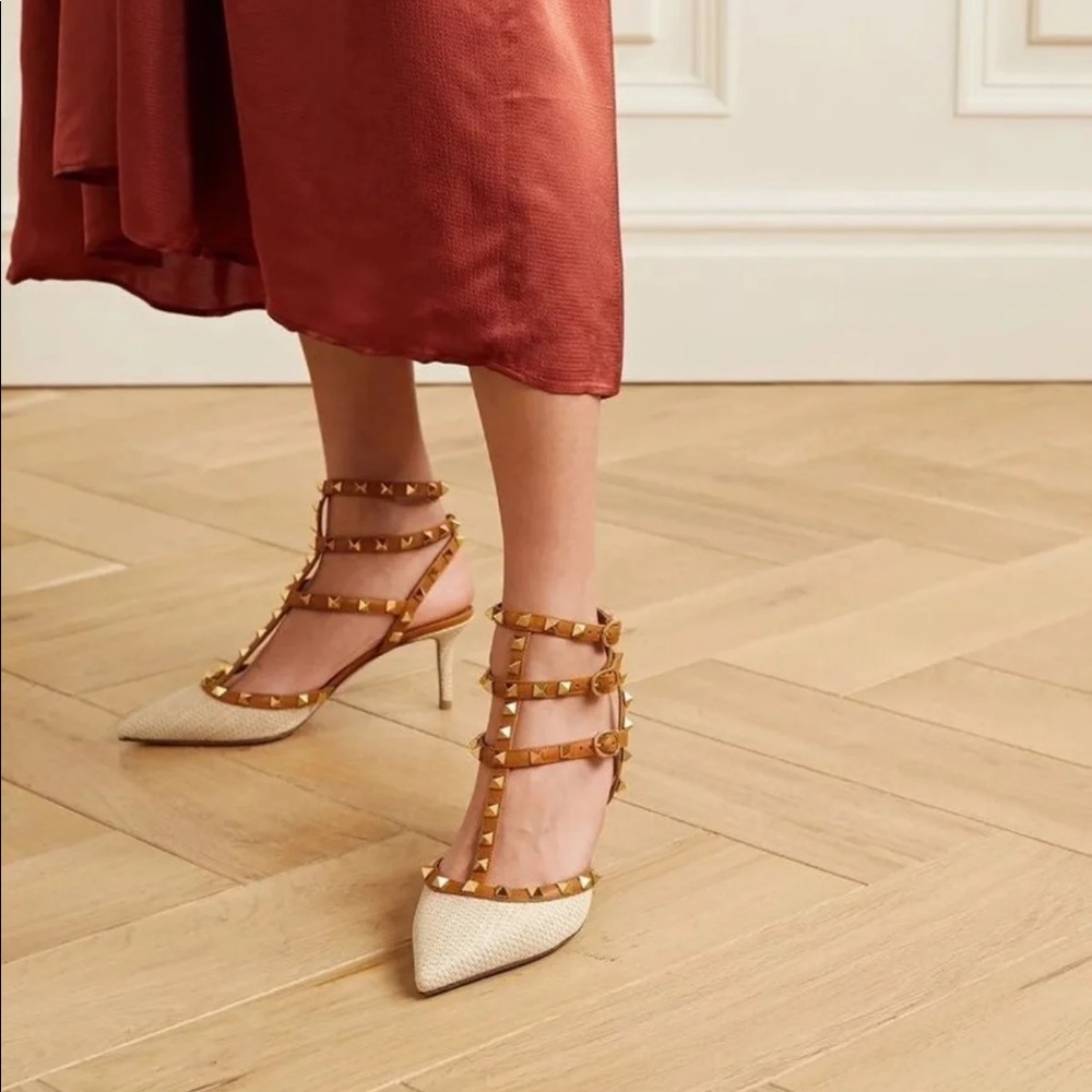 Valentino Raffia rockstud nib $995